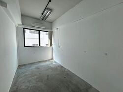Lhk 2 (D13), Factory #635435731